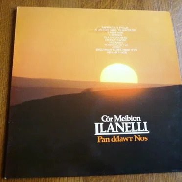 Pan Ddaw’r Nos by Côr Meibion Llanelli - album cover