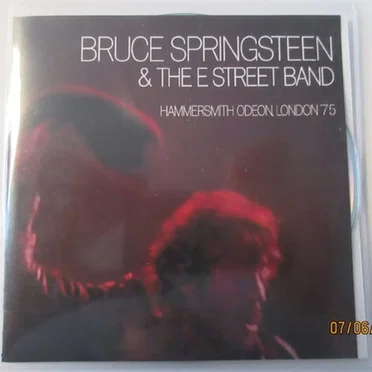 1975‐11‐18: Hammersmith Odeon, London, England, UK