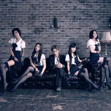 BAD GIRL!! / 逢うたび好きになって