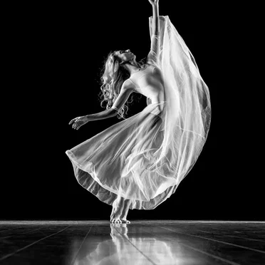 Performing an Avant-Garde Ballet Based on the Vague Memories of My Birth