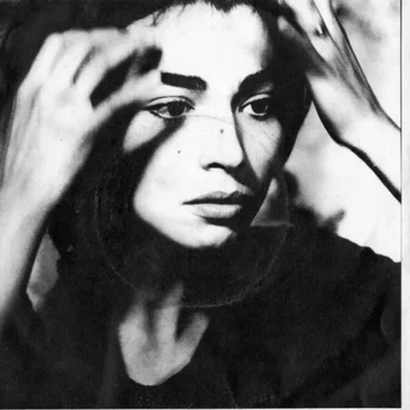 Aunque Yo / Gitana Morena by Lili - album cover