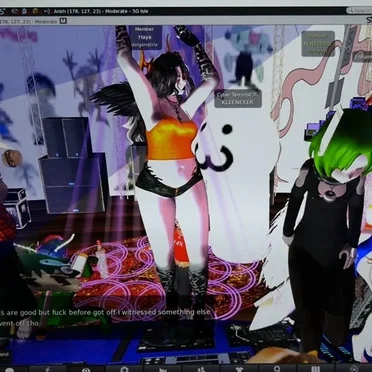 Devi McCallion First DJ Set Ever: Second Life Rave