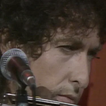 Blowin’ in the Wind (live at Live Aid, John F. Kennedy Stadium, 13th July 1985)