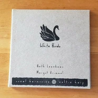 White Birds by Beth Leachman & Margot Krimmel - album cover