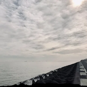 B y th e sea