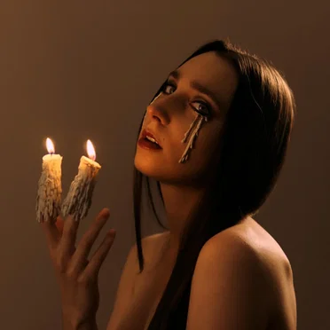 i love you but you make me cry by Elthia - album cover