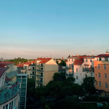 balcony