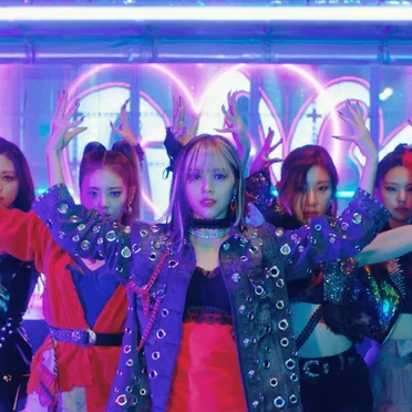 LOCO by ITZY - album cover