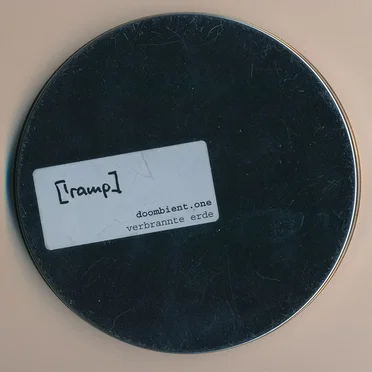 Doombient.One - Verbrannte Erde