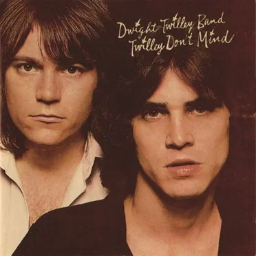 Twilley Don’t Mind by Dwight Twilley Band - album cover