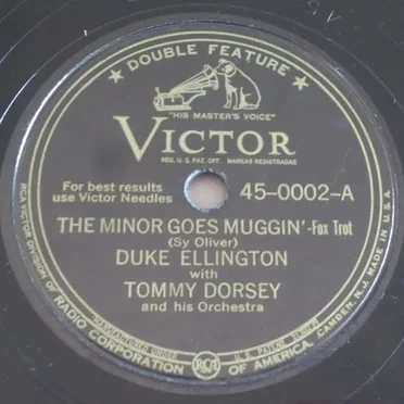 The Minor Goes Muggin’ / Tonight I Shall Sleep (With a Smile on My Face)