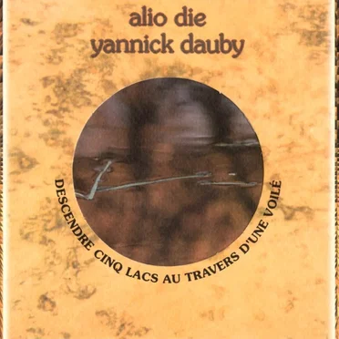 Descendre cinq lacs au travers d'une voilé