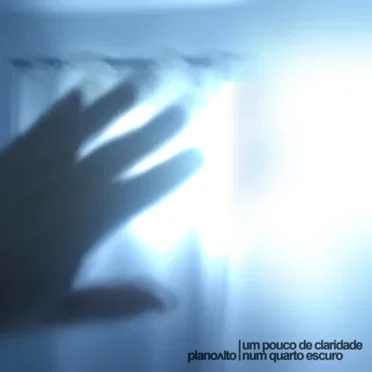 um pouco de claridade num quarto escuro