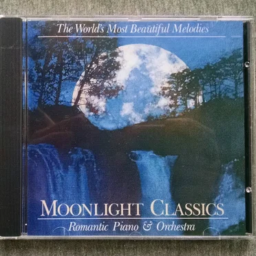 Moonlight Classics: Romantic Piano and Orchestra by Various Artists - album cover
