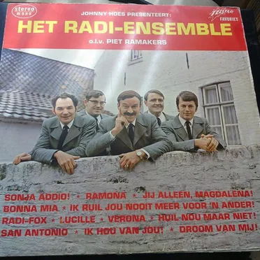 Johnny Hoes presenteert: Het Radi-Ensemble