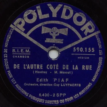 De l’autre coté de la rue / Y a pas d’printemps