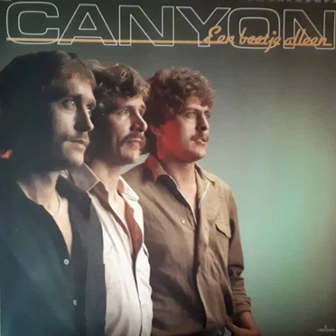 Een beetje alleen by Canyon - album cover
