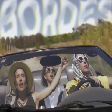 Bordes by Amor Elefante - album cover